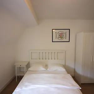 Rent A Eptingerstrasse - Self Check-in , Basilea Svizzera
