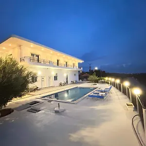 Anastasias , Sarandë Albania