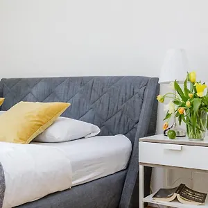 Rent A Delsbergerallee - Self Check-in , Basilea Svizzera